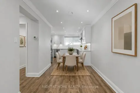 5473 Schueller Crescent Burlington ON L7L 3T1
