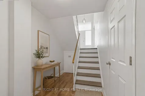 5473 Schueller Crescent Burlington ON L7L 3T1