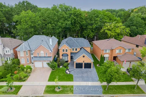 3655 Loyalist Drive Mississauga ON L5L 4T6