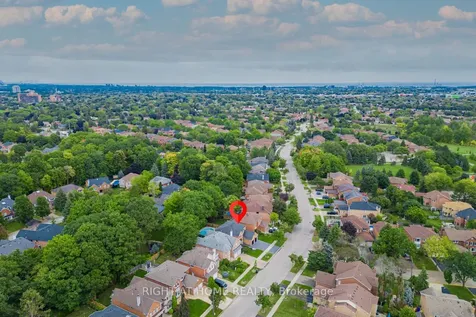 3655 Loyalist Drive Mississauga ON L5L 4T6