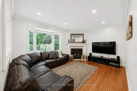 3655 Loyalist Drive Mississauga ON L5L 4T6