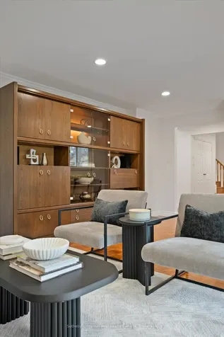 1248 Landfair Crescent Oakville ON L6H 2N3