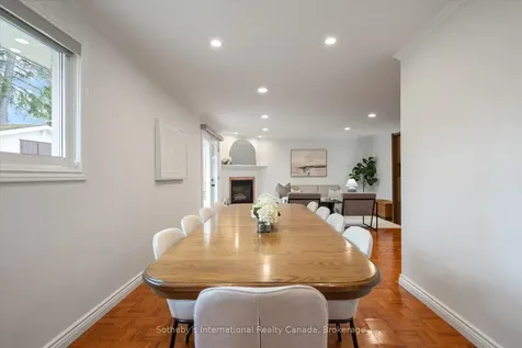 1248 Landfair Crescent Oakville ON L6H 2N3