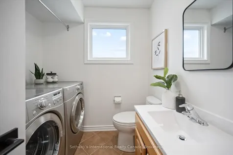 1248 Landfair Crescent Oakville ON L6H 2N3
