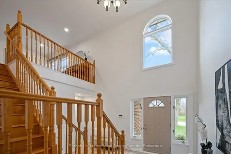 1248 Landfair Crescent Oakville ON L6H 2N3