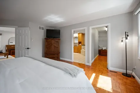 1248 Landfair Crescent Oakville ON L6H 2N3