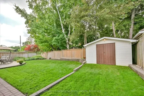 1248 Landfair Crescent Oakville ON L6H 2N3