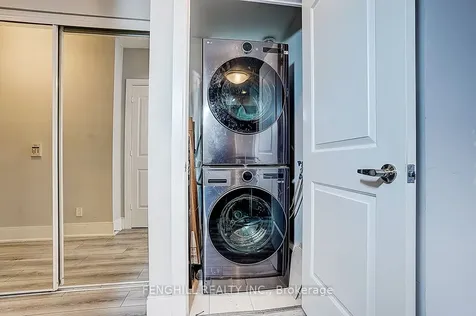 330 Burnhamthorpe Road W Mississauga ON L5B 0E1