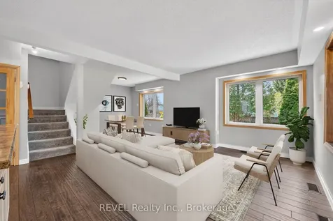 1367 St Marys Crescent Burlington ON L7P 1S1