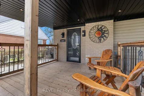 1367 St Marys Crescent Burlington ON L7P 1S1
