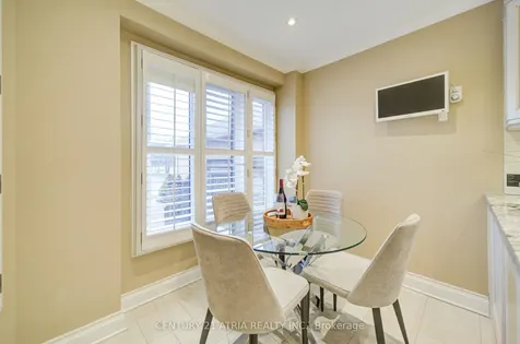 1724 The Chase Mississauga ON L5M 4P2