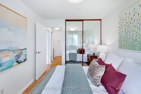 2001 Bonnymede Drive Mississauga ON L5J 4H8