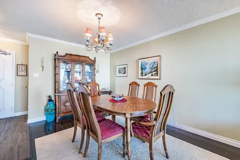 812 Burnhamthorpe Road Toronto ON M9C 4W1