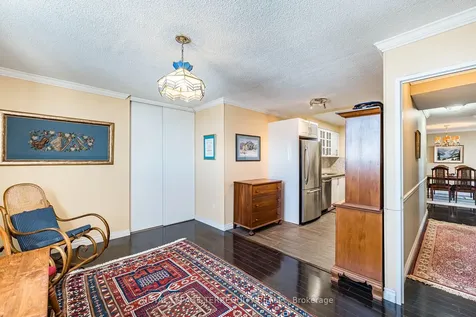 812 Burnhamthorpe Road Toronto ON M9C 4W1
