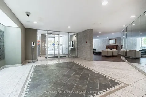812 Burnhamthorpe Road Toronto ON M9C 4W1