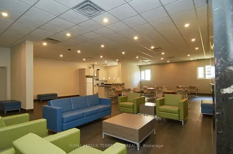 812 Burnhamthorpe Road Toronto ON M9C 4W1