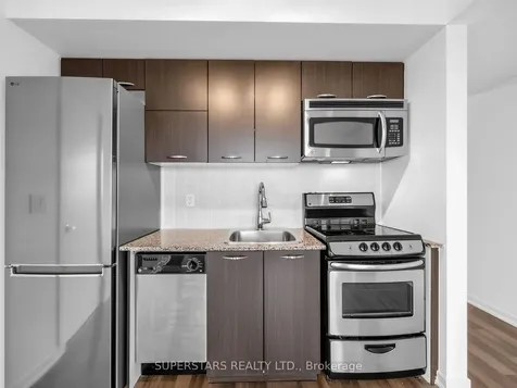 38 Joe Shuster Way Toronto ON M6K 0A5