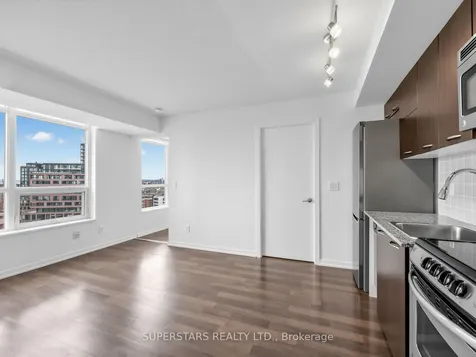 38 Joe Shuster Way Toronto ON M6K 0A5