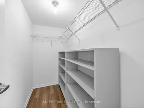 38 Joe Shuster Way Toronto ON M6K 0A5