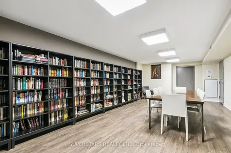 38 Joe Shuster Way Toronto ON M6K 0A5