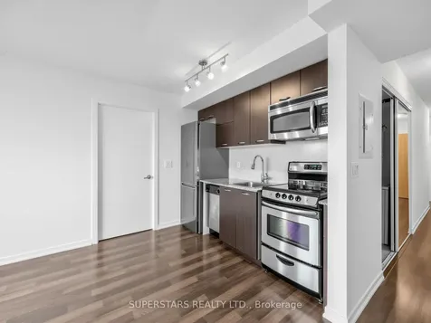 38 Joe Shuster Way Toronto ON M6K 0A5