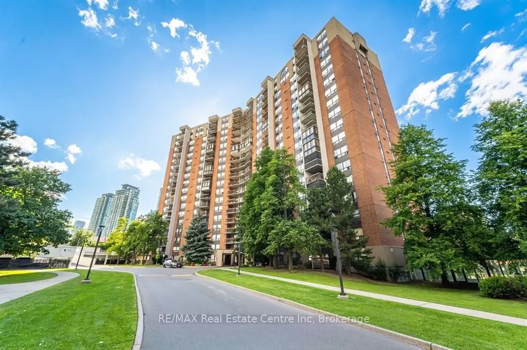 20 Mississauga Valley Boulevard Mississauga ON L5A 3S1