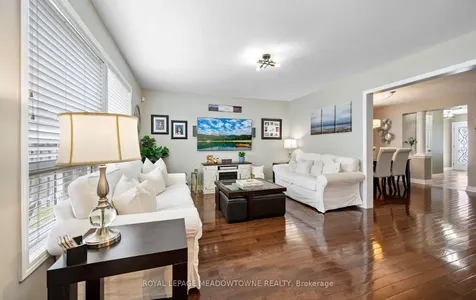 6 Clyde Road Brampton ON L6X 0L9