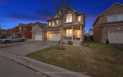 6 Clyde Road Brampton ON L6X 0L9