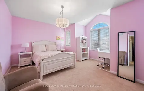 6 Clyde Road Brampton ON L6X 0L9
