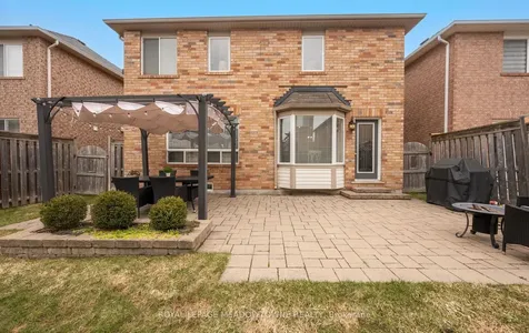 6 Clyde Road Brampton ON L6X 0L9