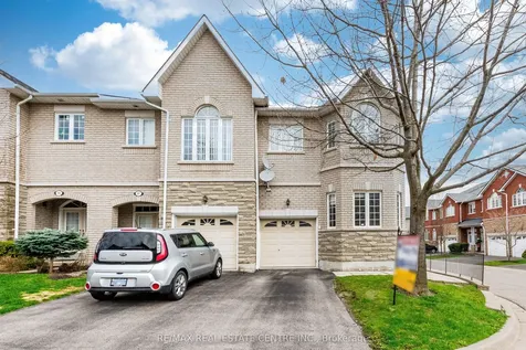 470 Faith Drive Mississauga ON L5R 4E9