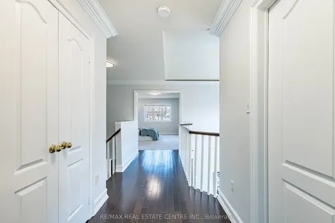 470 Faith Drive Mississauga ON L5R 4E9