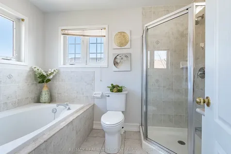 470 Faith Drive Mississauga ON L5R 4E9