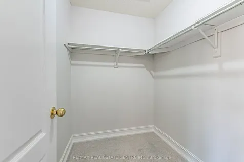 470 Faith Drive Mississauga ON L5R 4E9