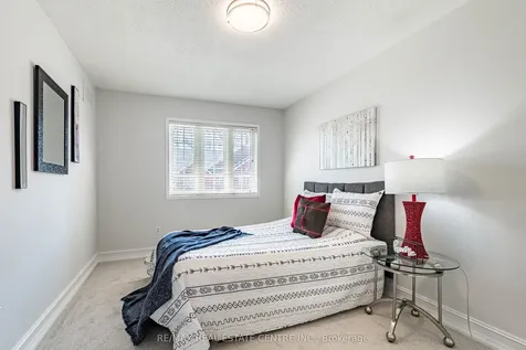 470 Faith Drive Mississauga ON L5R 4E9