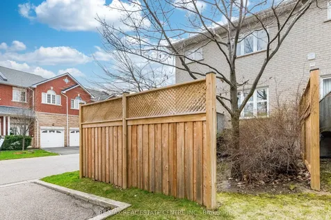 470 Faith Drive Mississauga ON L5R 4E9