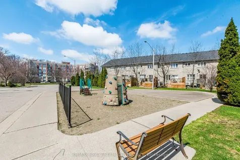 470 Faith Drive Mississauga ON L5R 4E9