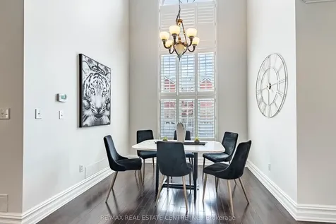 470 Faith Drive Mississauga ON L5R 4E9