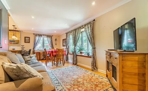 550 Fourth Line Oakville ON L6L 5A7