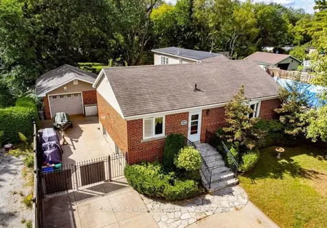 550 Fourth Line Oakville ON L6L 5A7