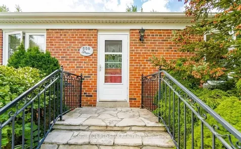 550 Fourth Line Oakville ON L6L 5A7