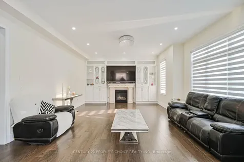 1 Carl Finlay Drive Brampton ON L6P 4E2