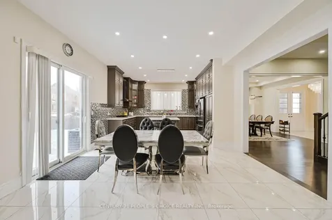 1 Carl Finlay Drive Brampton ON L6P 4E2
