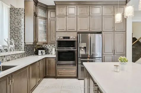 1 Carl Finlay Drive Brampton ON L6P 4E2