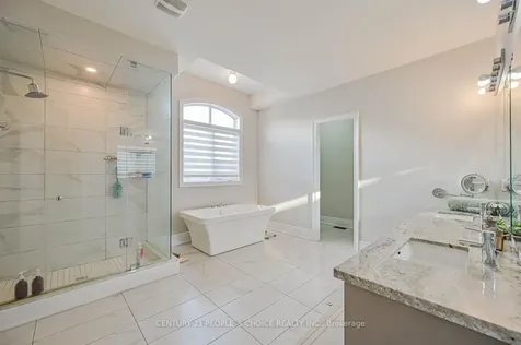1 Carl Finlay Drive Brampton ON L6P 4E2