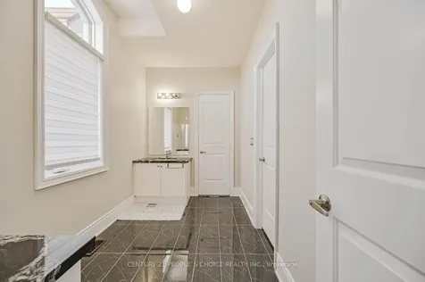 1 Carl Finlay Drive Brampton ON L6P 4E2