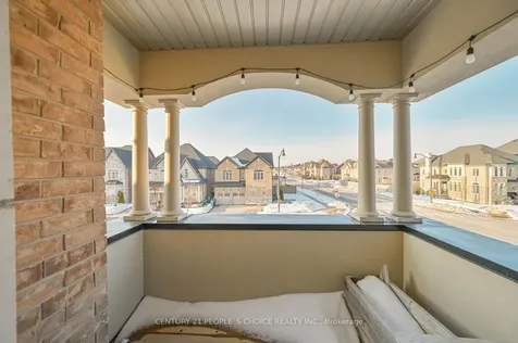 1 Carl Finlay Drive Brampton ON L6P 4E2