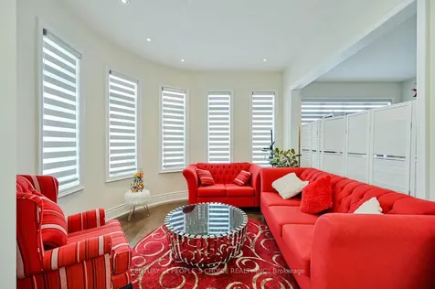 1 Carl Finlay Drive Brampton ON L6P 4E2