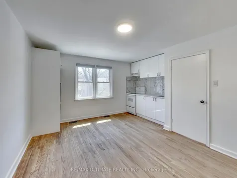 120 Edinborough Court Toronto ON M6N 2E8