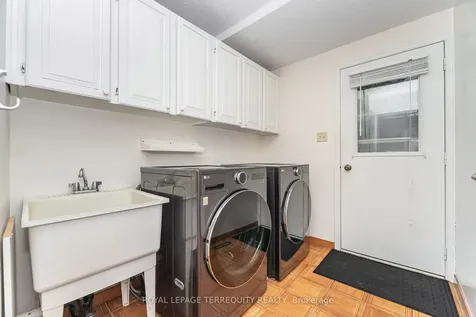 4085 Wheelwright Crescent Mississauga ON L5L 2X3